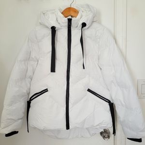 Saint and Sinner Puff jacket in white size Medium